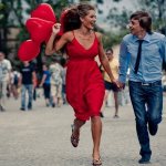 11 psychological tricks on how to make a man fall in love with you